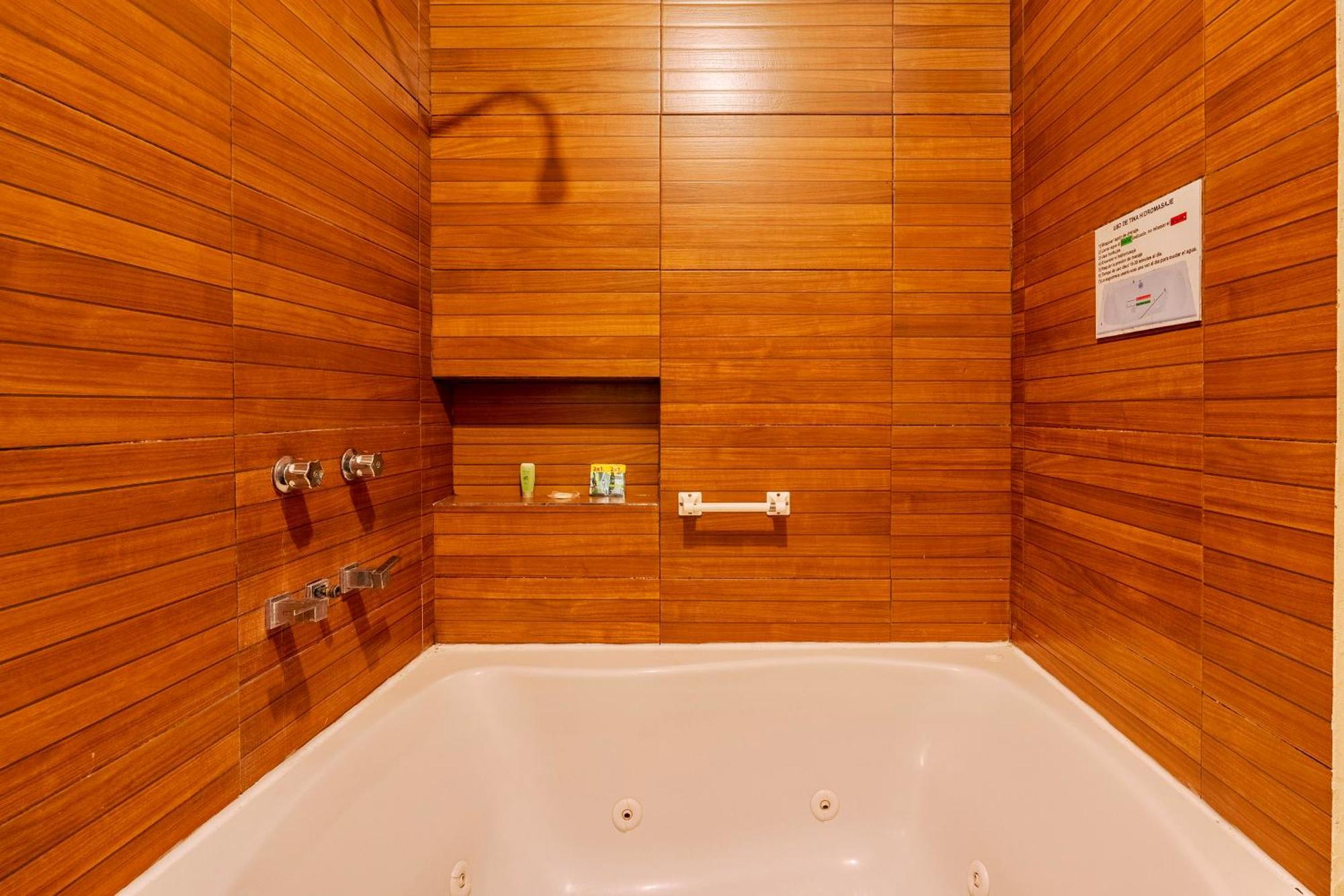 Loft Arte Y Diseno Alberca Climatizada, Amenidades Y Lujo, Terraza Privada Con Asador De Carbon, Cuernavaca Somos Los Unicos Que Te Ofrecemos Para Tu Uso Personal Y Exclusivo 2 Jacuzzis Con Agua Caliente Y Sistema De Hidromasaje Tipo Spa Экстерьер фото